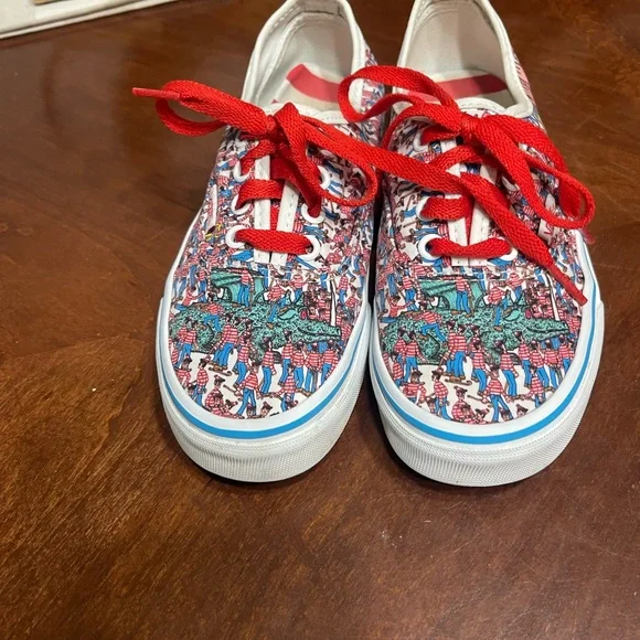 Vans  'Where's Waldo?' Land of Waldos slip on - Picture 2 of 10